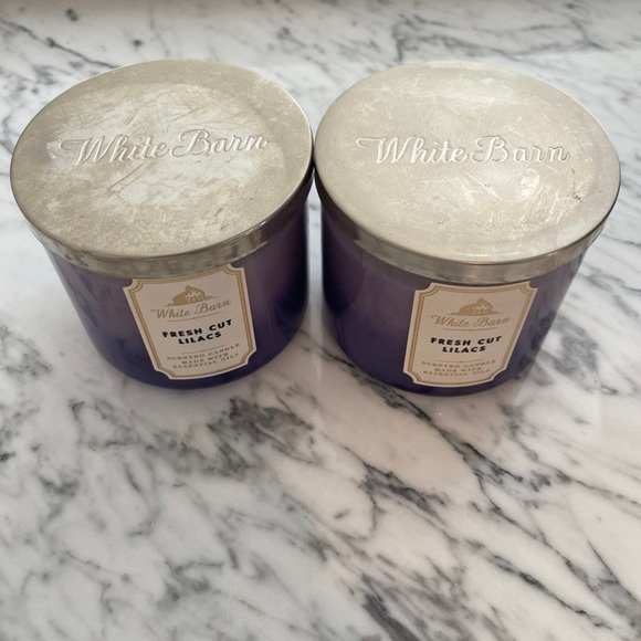 Bath & Body Works White Barn Fresh Cut Lilacs Candles - Picture 3 of 3